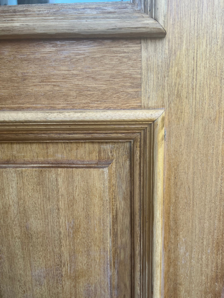 Sealing wood door