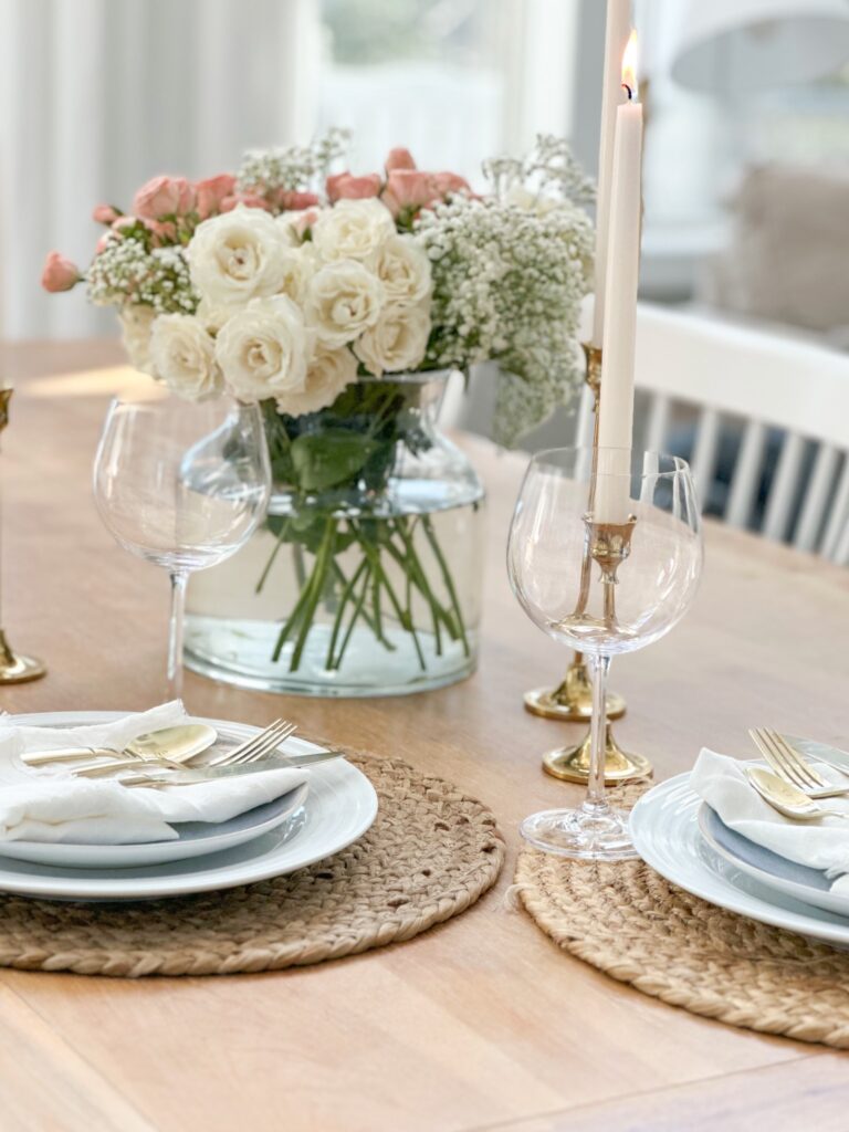 romantic dinner for two Valentine's table decor