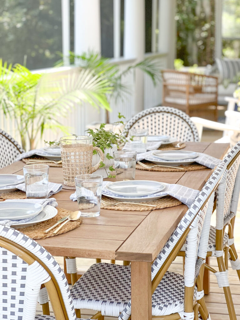 back porch dining table