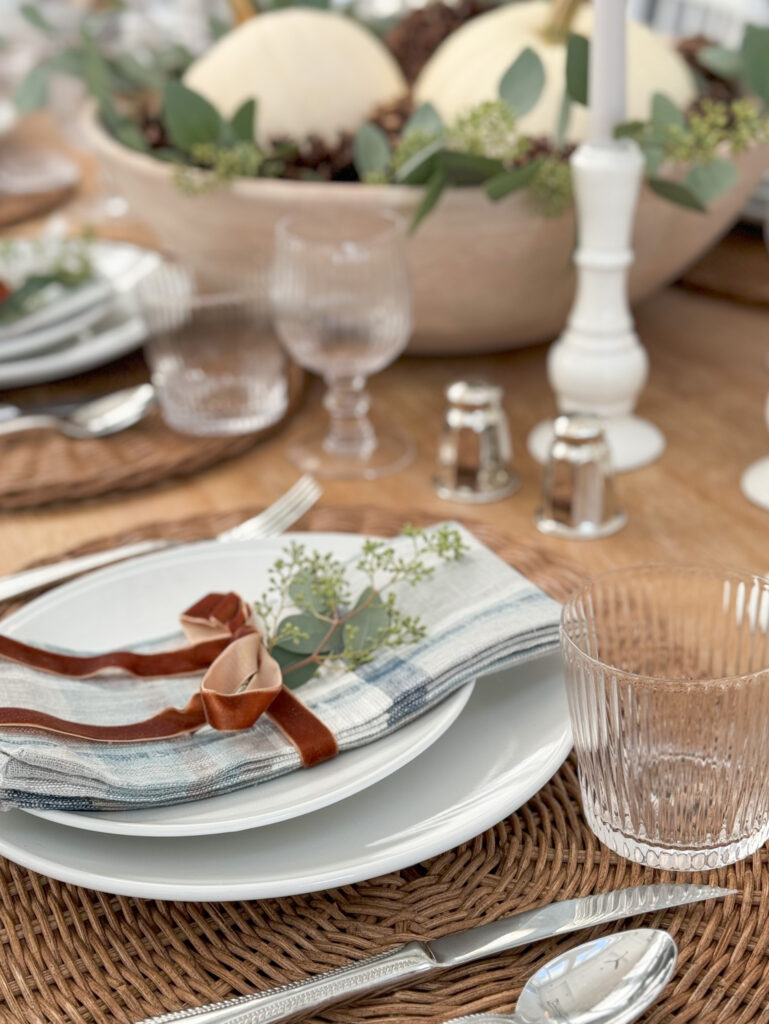 place setting for coastal Thanksgiving table